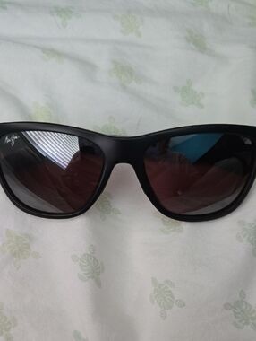 Maui Jim Black Frame Sunglasses with Brown-Tinted Lenses